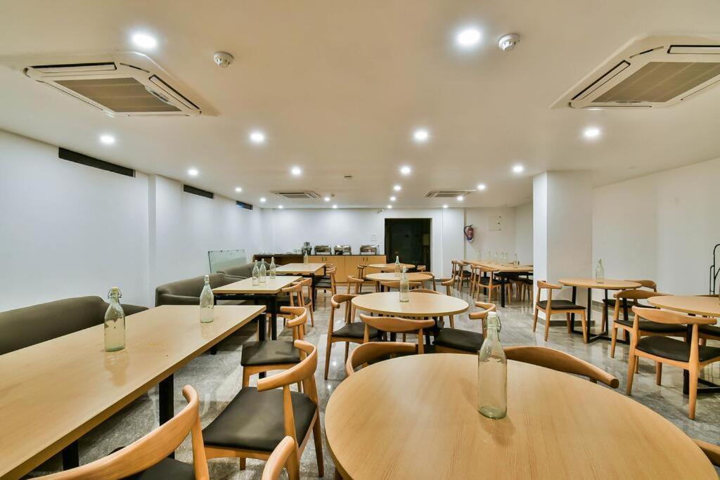 Mudita By Kirti Hotel Patna  Ngoại thất bức ảnh