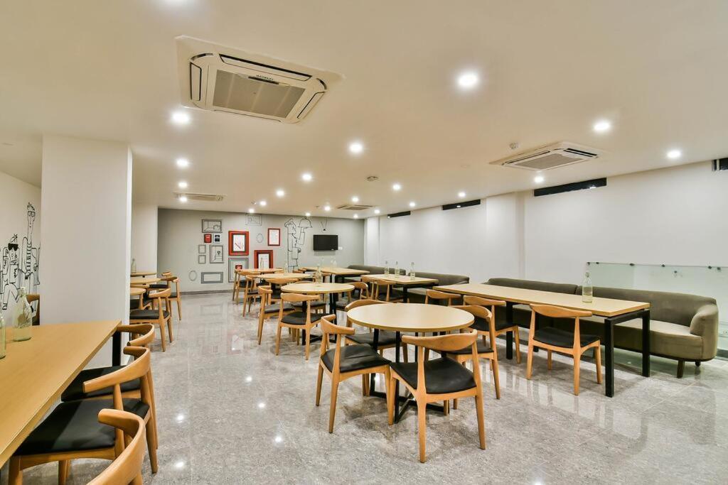 Mudita By Kirti Hotel Patna  Ngoại thất bức ảnh
